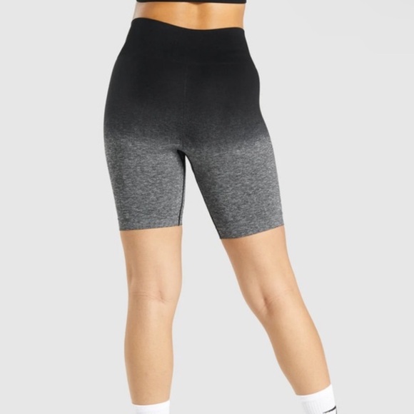 Gymshark Ombre Shorts - Picture 2 of 9